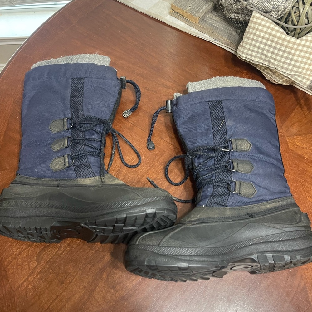 Maple Leaf Canada - Baffin snow winter boots - Picture 6 of 12